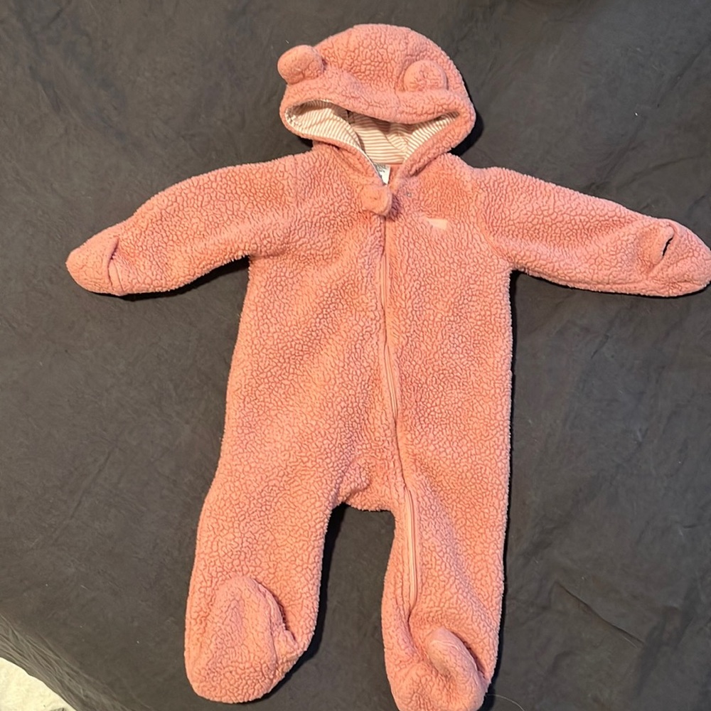FREE w/ purchase Carter’s 9M sherpa onesie.